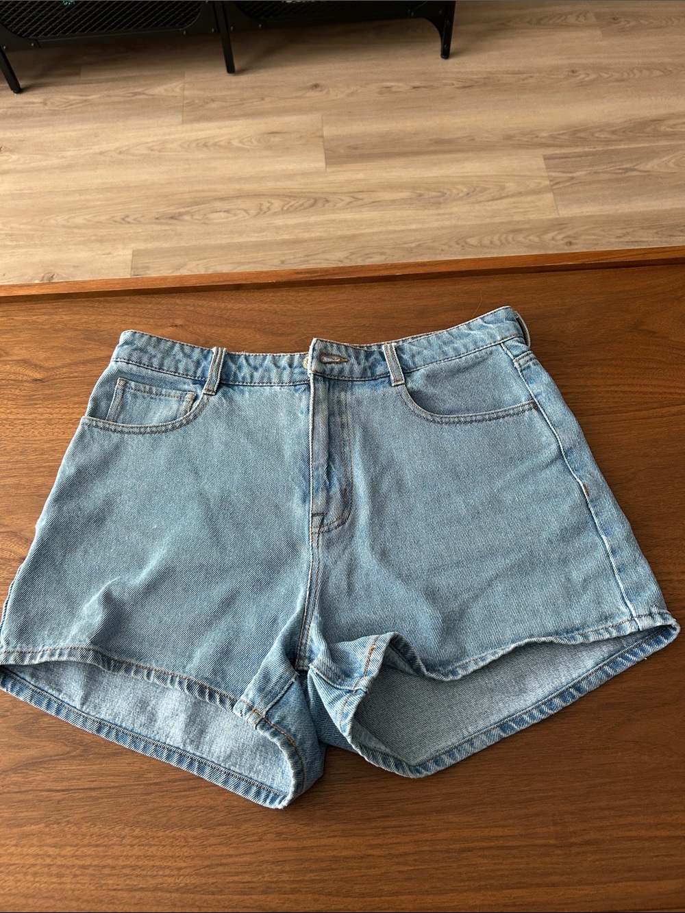 Frank and Oak mom jeans